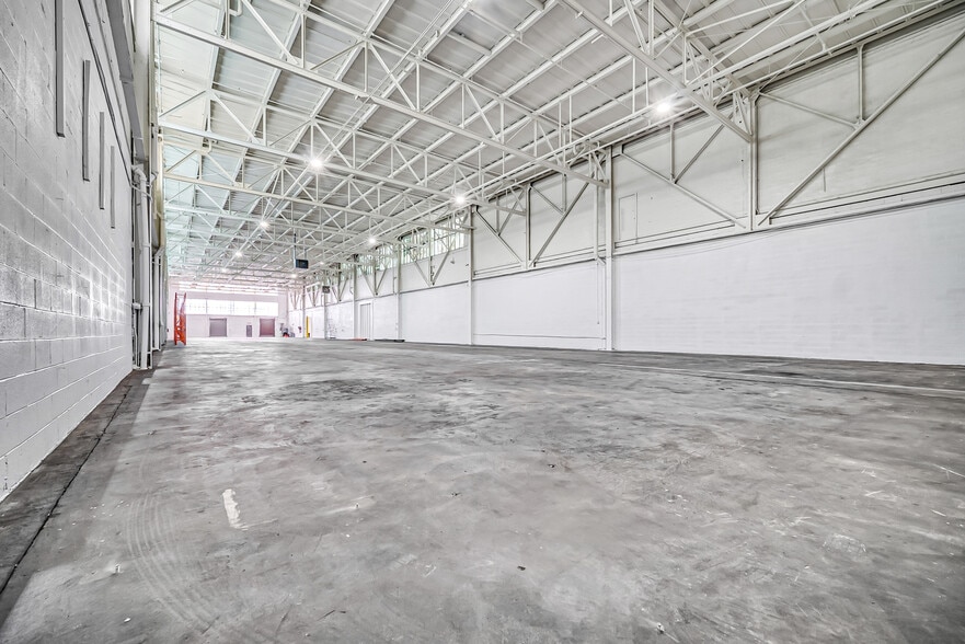 More Photos Of 799 E 73rd St, Cleveland Warehouse For Lease