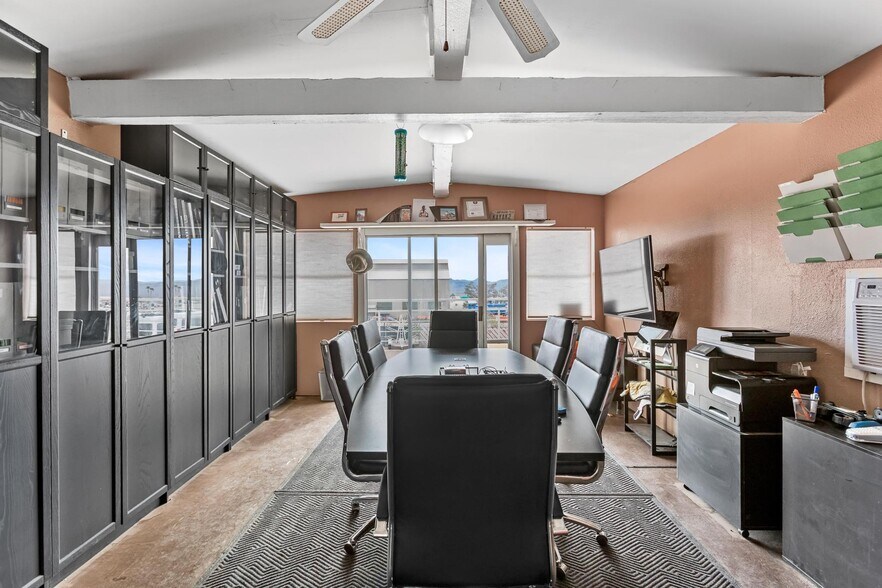 More Photos Of 1621 Foothill Dr, Boulder City General Retail For Sale