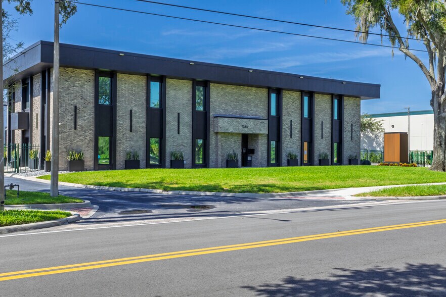 More Photos Of 7335 Lake Ellenor Dr, Orlando Office For Sale