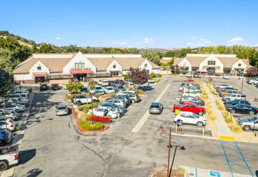 More Photos Of 1121 Rossi Rd, Templeton Freestanding For Lease