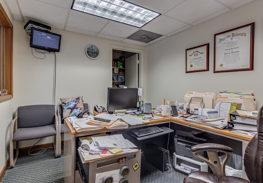 More Photos Of 3439 Babcock Blvd, Pittsburgh Office For Sale