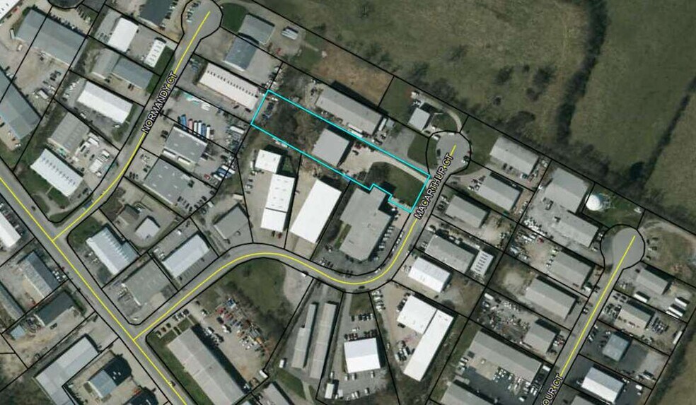 More Photos Of 129 Macarthur Ct, Nicholasville Warehouse For Lease