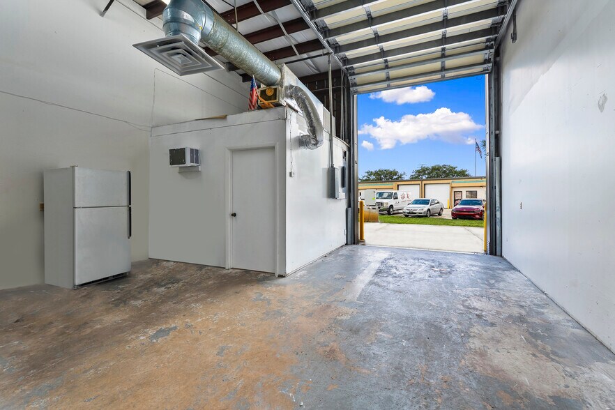 More Photos Of 1501 SE Decker Ave, Stuart Industrial For Sale