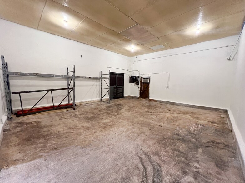 More Photos Of 1305 S Brazos St, San Antonio Refrigeration Cold Storage For Lease