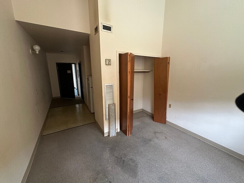 More Photos Of 215 Lelia St, Pittsburgh Apartments For Sale