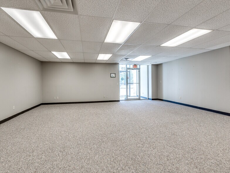 More Photos Of 321-325 N Portland Ave, Oklahoma City Unknown For Lease