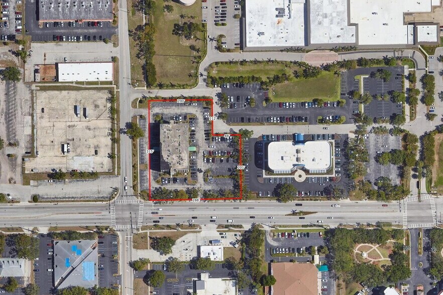 More Photos Of 3949 Evans Ave, Fort Myers Medical For Lease