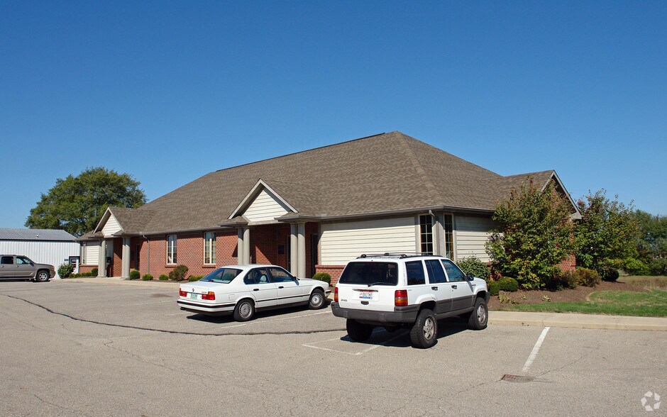 More Photos Of 10777-10801 Yankee St, Dayton Office For Lease