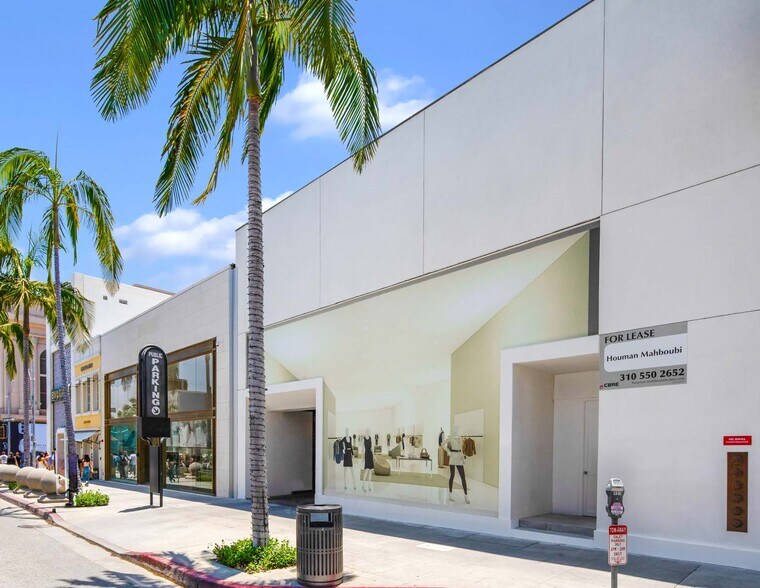 More Photos Of 413-445 N Rodeo Dr, Beverly Hills Unknown For Lease
