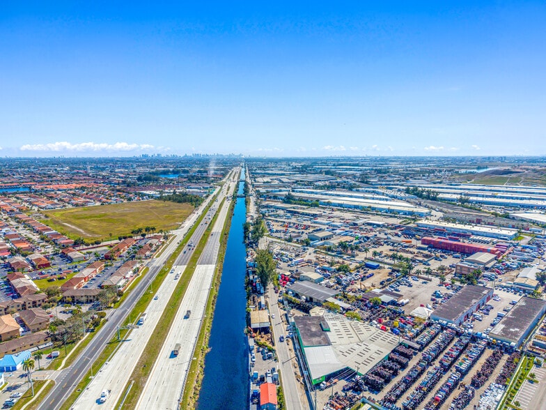 More Photos Of 10910 NW South River Dr, Medley Warehouse For Sale