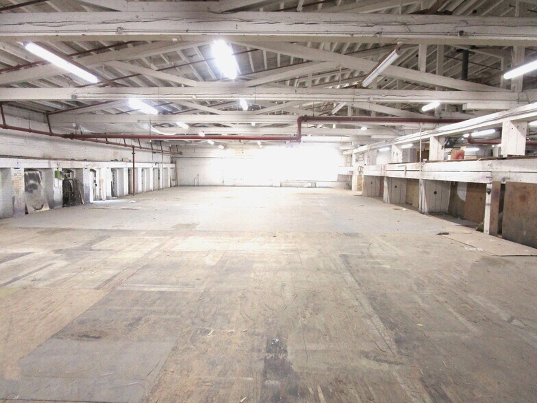 More Photos Of 392 N Montgomery St, Newburgh Manufacturing For Lease