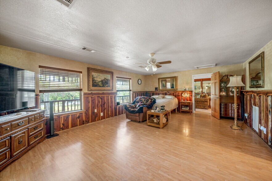 More Photos Of 1551 N Windy Knoll Dr, Devine Land For Sale