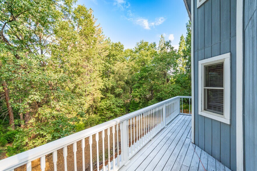 More Photos Of 13900 Ponderosa Way, Pine Grove Apartments For Sale