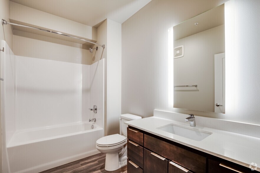 More Photos Of 10 2nd St SE, Minneapolis Apartments For Lease