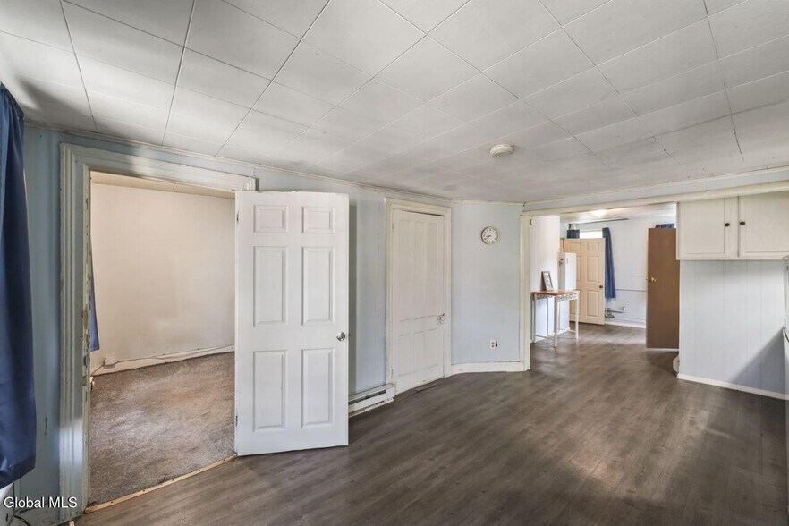 More Photos Of , Albany Unknown For Sale