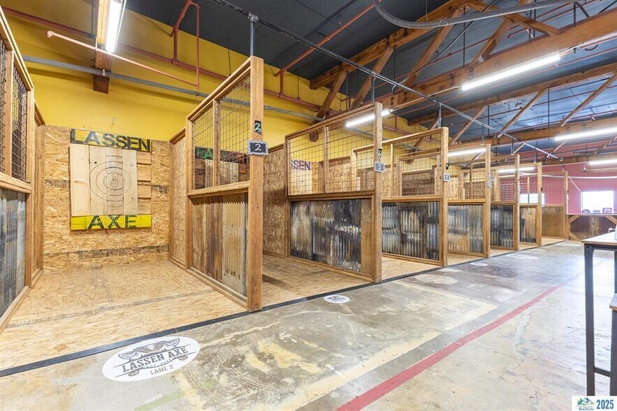 More Photos Of 55 S Sacramento St, Susanville Flex For Sale