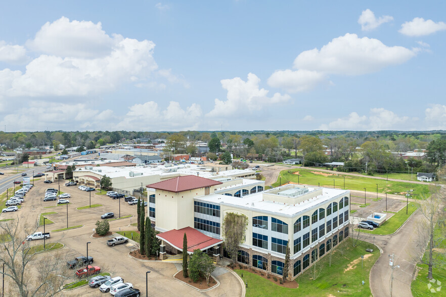 Primary Photo Of 360 Simpson Highway 149, Magee Office For Lease