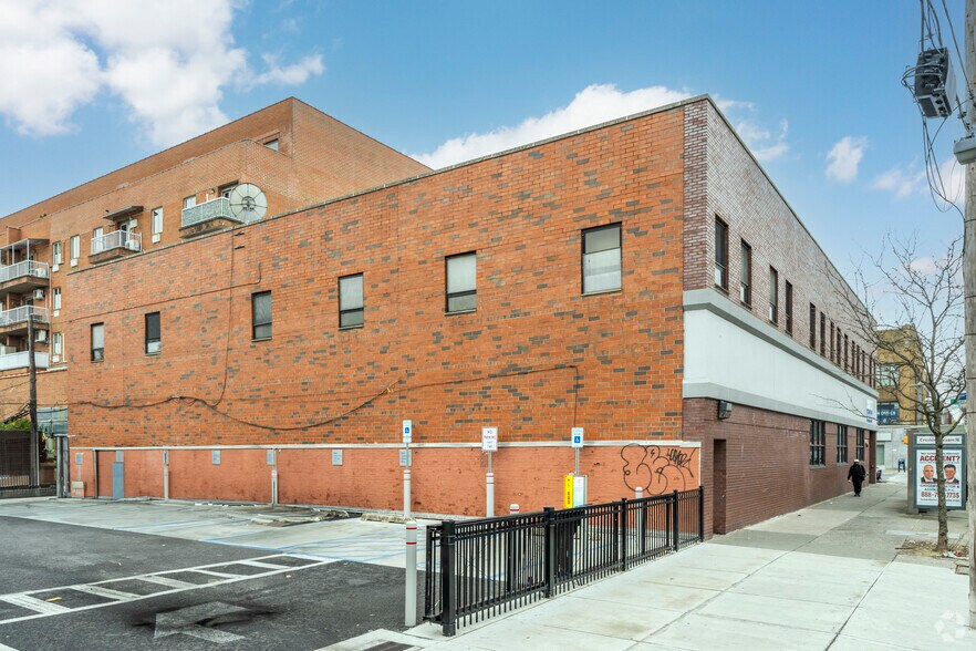 More Photos Of 2555 Ocean Ave, Brooklyn Storefront Retail Office For Lease