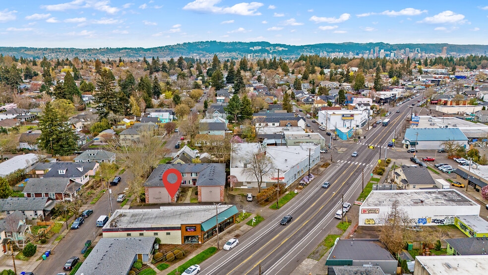 More Photos Of 5700 SE Foster Rd, Portland Storefront Retail Office For Sale