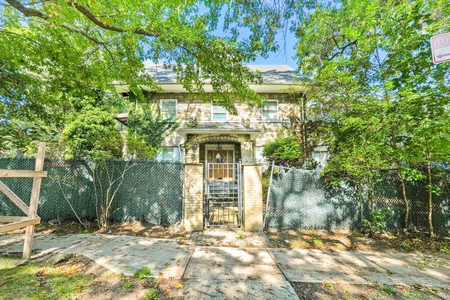 Primary Photo Of 8126 Austin St, Kew Gardens Land For Sale