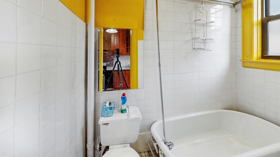 More Photos Of 1722 Putnam Ave, Ridgewood Multifamily For Sale