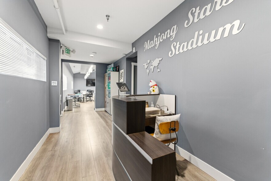 More Photos Of 1744 W 166th St, Gardena Manufacturing For Sale