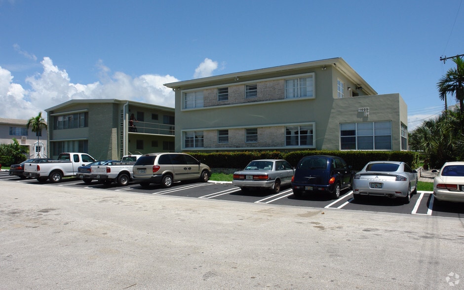 More Photos Of 1025-1029 94th St, Miami Beach Apartments For Sale