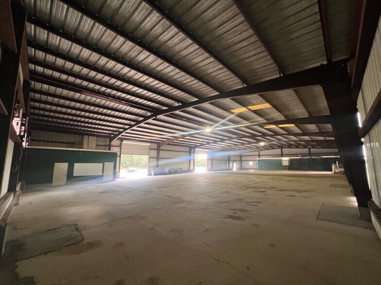 More Photos Of 17340 Parrish Grove, Dade City Industrial For Sale