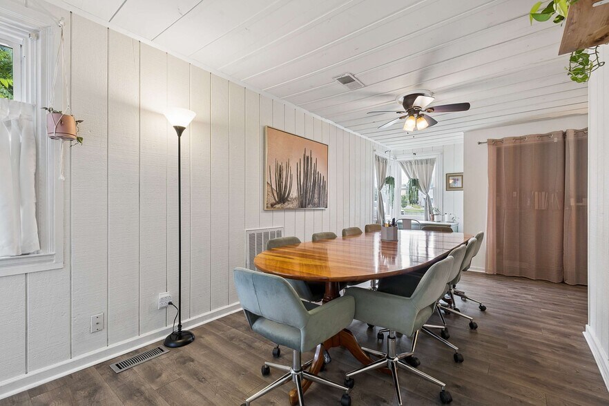 More Photos Of 2818 Azalea Pl, Nashville Office Residential For Sale
