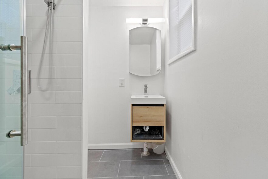 More Photos Of , Philadelphia Unknown For Sale