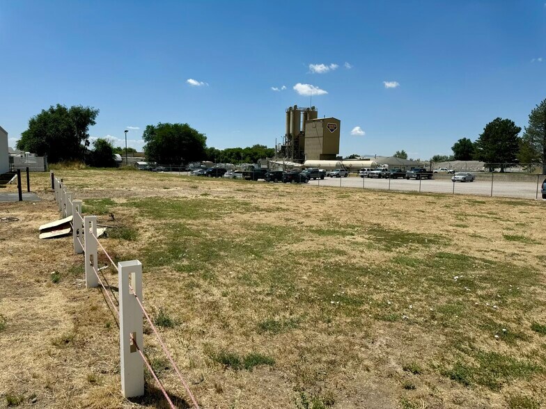 More Photos Of 840 E Highway 193, Layton General Retail For Sale