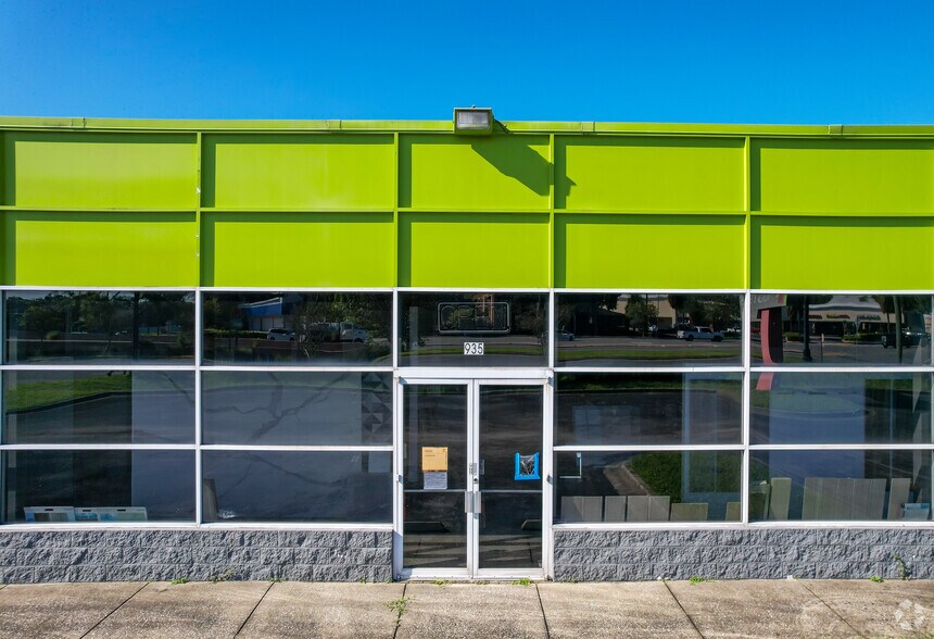 More Photos Of 935 Highway 436, Casselberry Freestanding For Lease