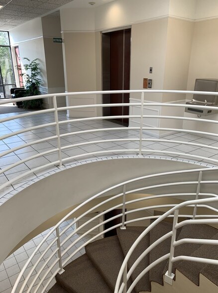 More Photos Of 9220 Bonita Beach Rd, Bonita Springs Medical For Lease