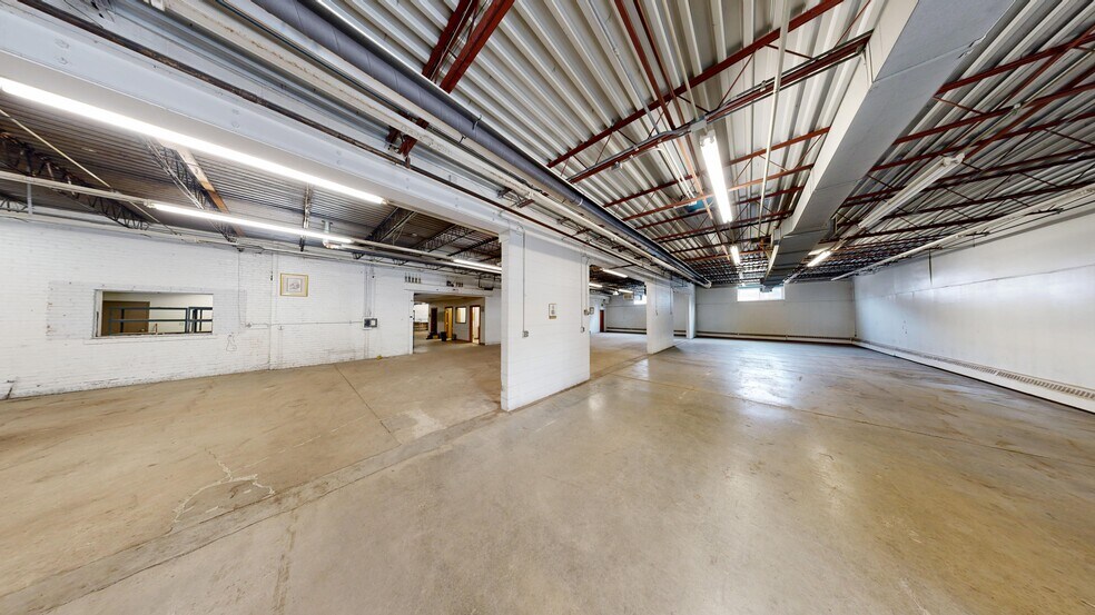 More Photos Of 714 W Washington Blvd, Fort Wayne Warehouse For Sale