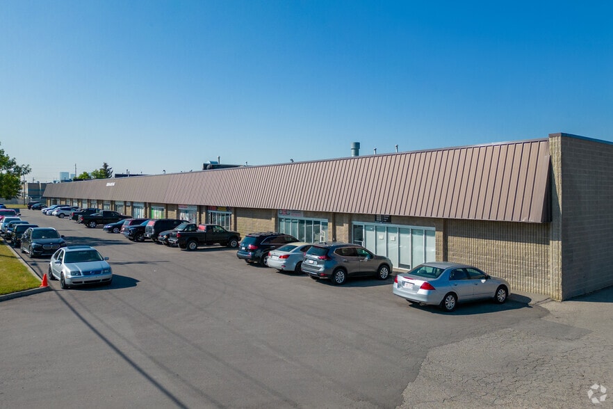More Photos Of 5225 6th St NE, Calgary Warehouse For Lease