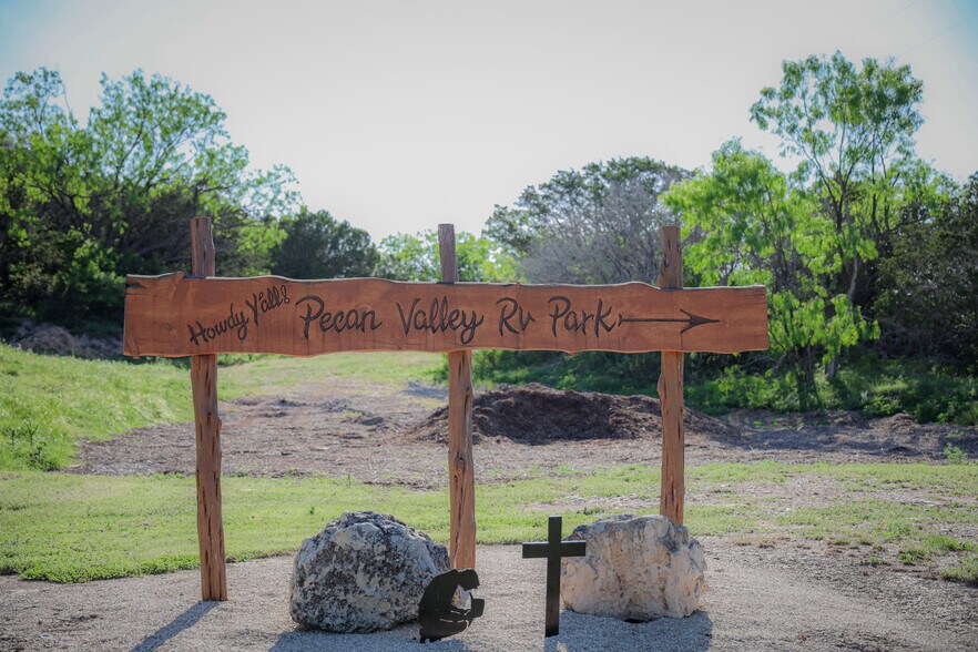 More Photos Of 6720 W Ranch Road 1674, Junction Land For Sale