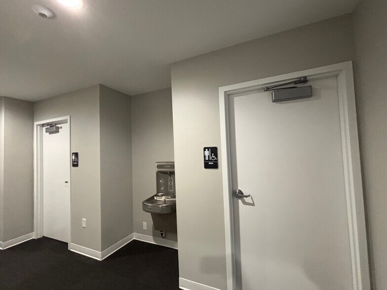 More Photos Of 701 E South St, Orlando Office For Sale