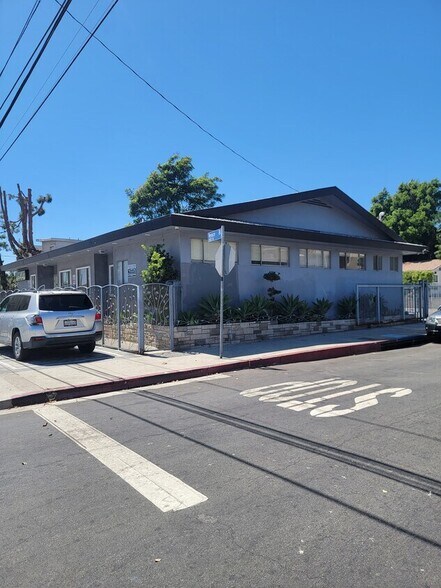 Primary Photo Of 11101 Venice Blvd, Los Angeles Medical For Lease