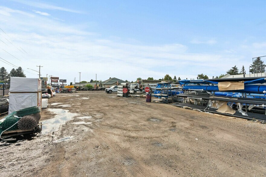 More Photos Of 14909 E Sprague Ave, Spokane Freestanding For Sale