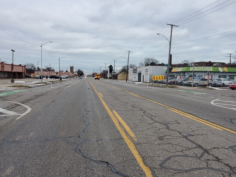More Photos Of 13131 E Warren Ave, Detroit Land For Sale