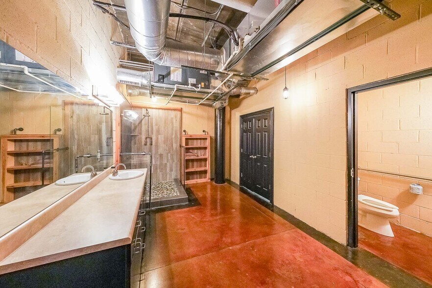 More Photos Of 319 Atlanta St, Marietta Office For Sale