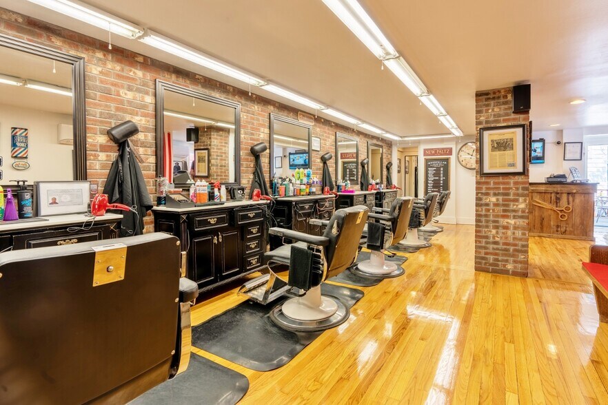 More Photos Of 17 S Chestnut St, New Paltz Storefront Retail Residential For Sale
