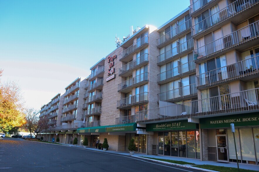 More Photos Of 401 Cooper Landing Rd, Cherry Hill Apartments For Lease