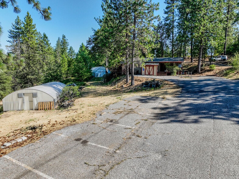 More Photos Of 15386 Little Valley Rd, Grass Valley Freestanding For Sale