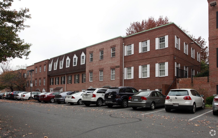 More Photos Of 1497 Chain Bridge Rd, McLean Unknown For Lease