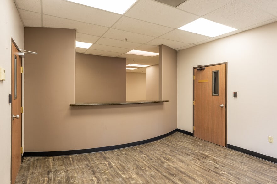 More Photos Of 3061 S Maryland Pky, Las Vegas Unknown For Lease