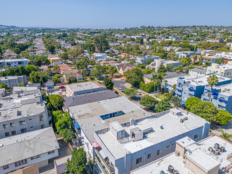 More Photos Of 1534 S Shenandoah St, Los Angeles Apartments For Sale