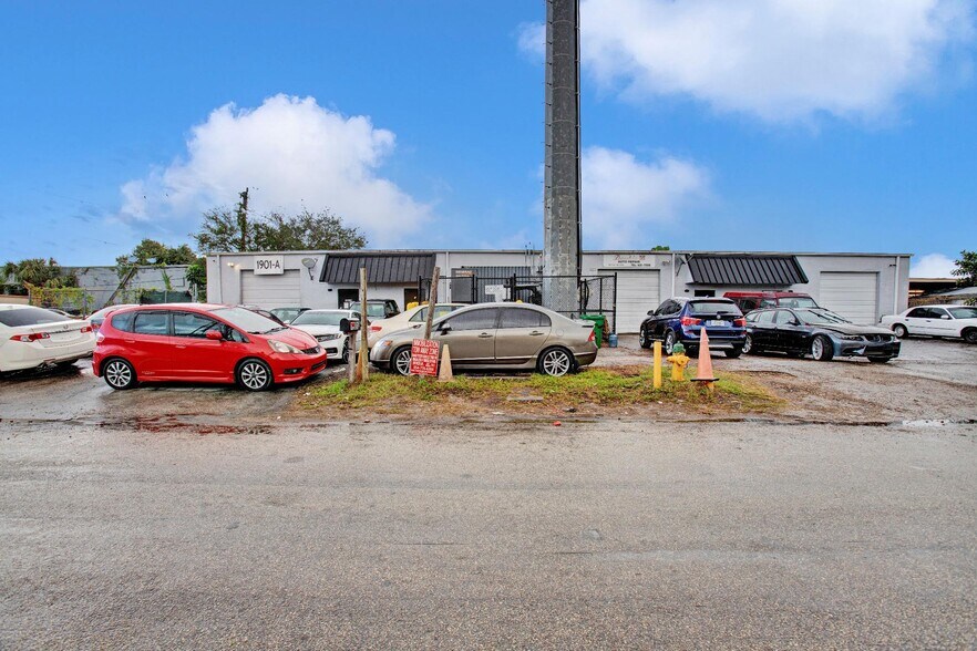More Photos Of 1901 SW 100th Ter, Miramar Warehouse For Lease
