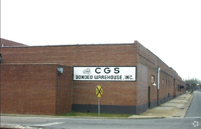 More Photos Of 105 E Holly St, Goldsboro Warehouse For Sale