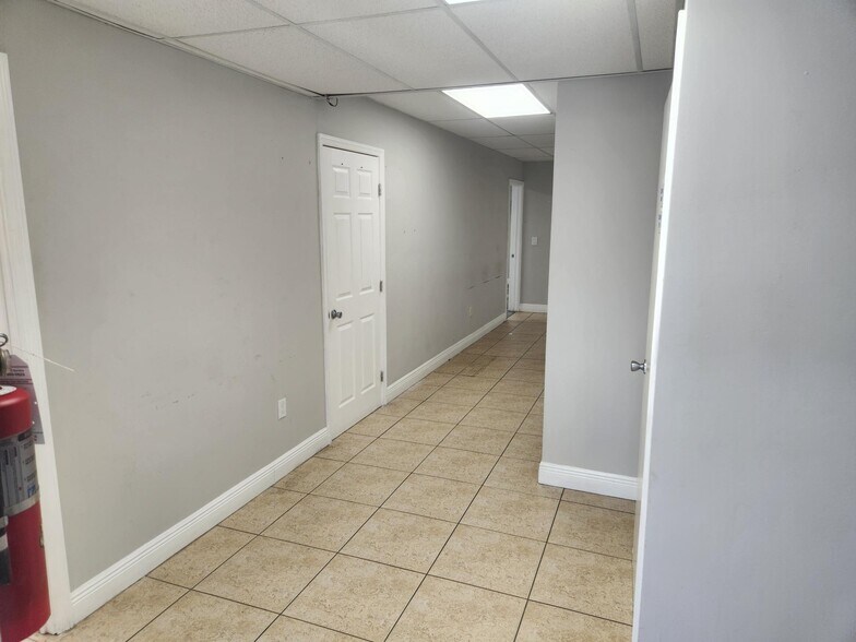 More Photos Of 1410 SW 1st St, Miami General Retail For Lease